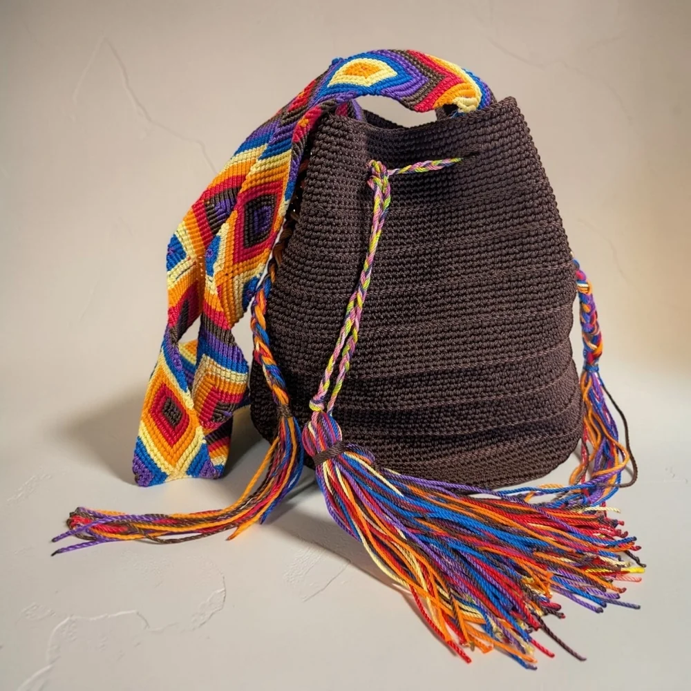 Mochilas Wayuu Handwoven Crossbody Bucket Bag Brown Multicolor Strap Tassel Boho